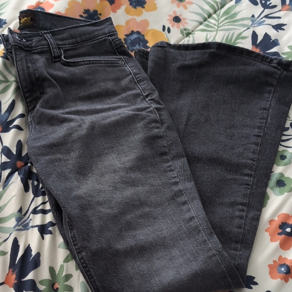 EUC Gray/Black Lee Flare Jeans - 4
